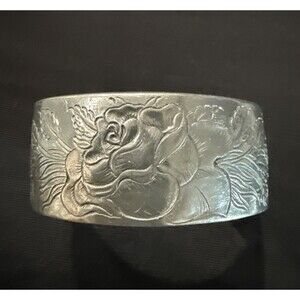 Salisbury Pewter June Flower Of The Month Cuff Bracelet June (Roses)